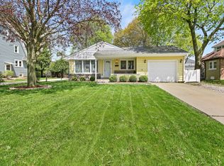 10830 W Parnell Ave, Hales Corners, WI 53130