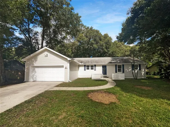 25807 Pinehurst St, Mount Plymouth, FL 32776
