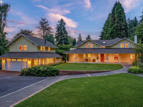 11445 S Riverwood Rd, Portland, OR 97219