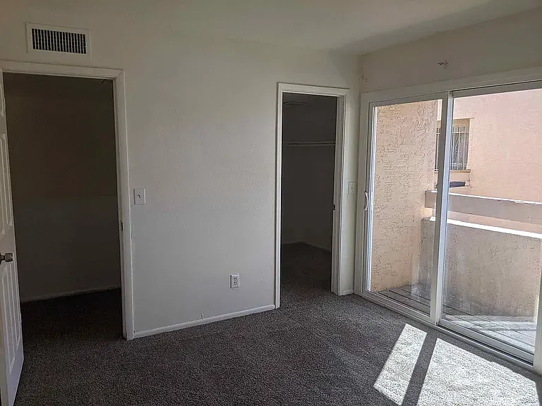 2654 N 43rd Ave #12C — Photo 14