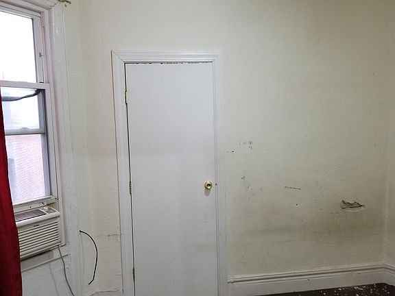2nd image of 1237 College Ave Floor 2