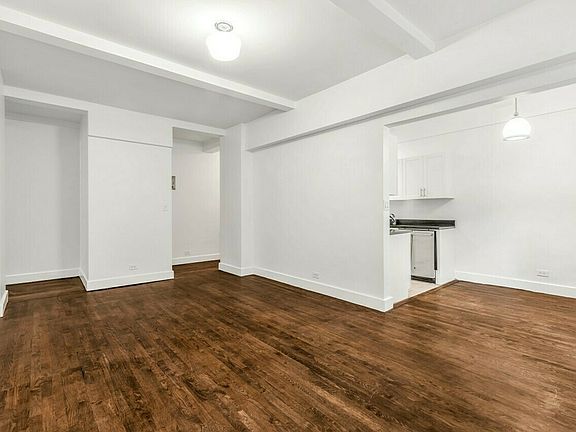 3rd image of 12 E 86th St APT 321