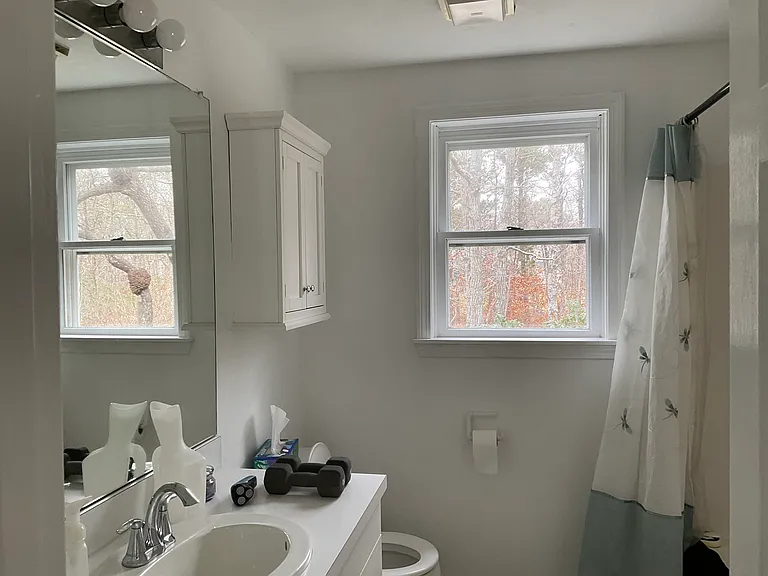 1st floor bathroom