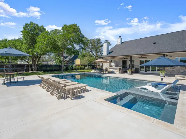 209 Esperanza Petal Pass, Liberty Hill, TX 78642