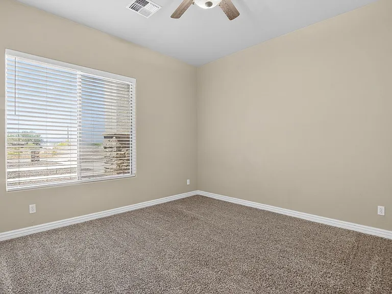 5317 E Lonesome Dove Trl — Photo 38