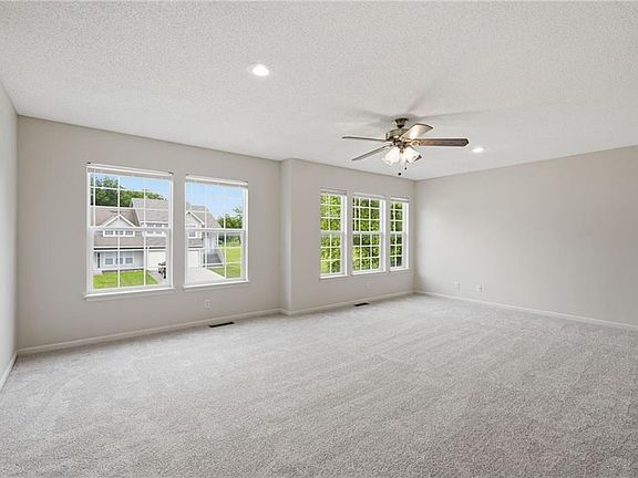 4th image of 7506 McCoy St