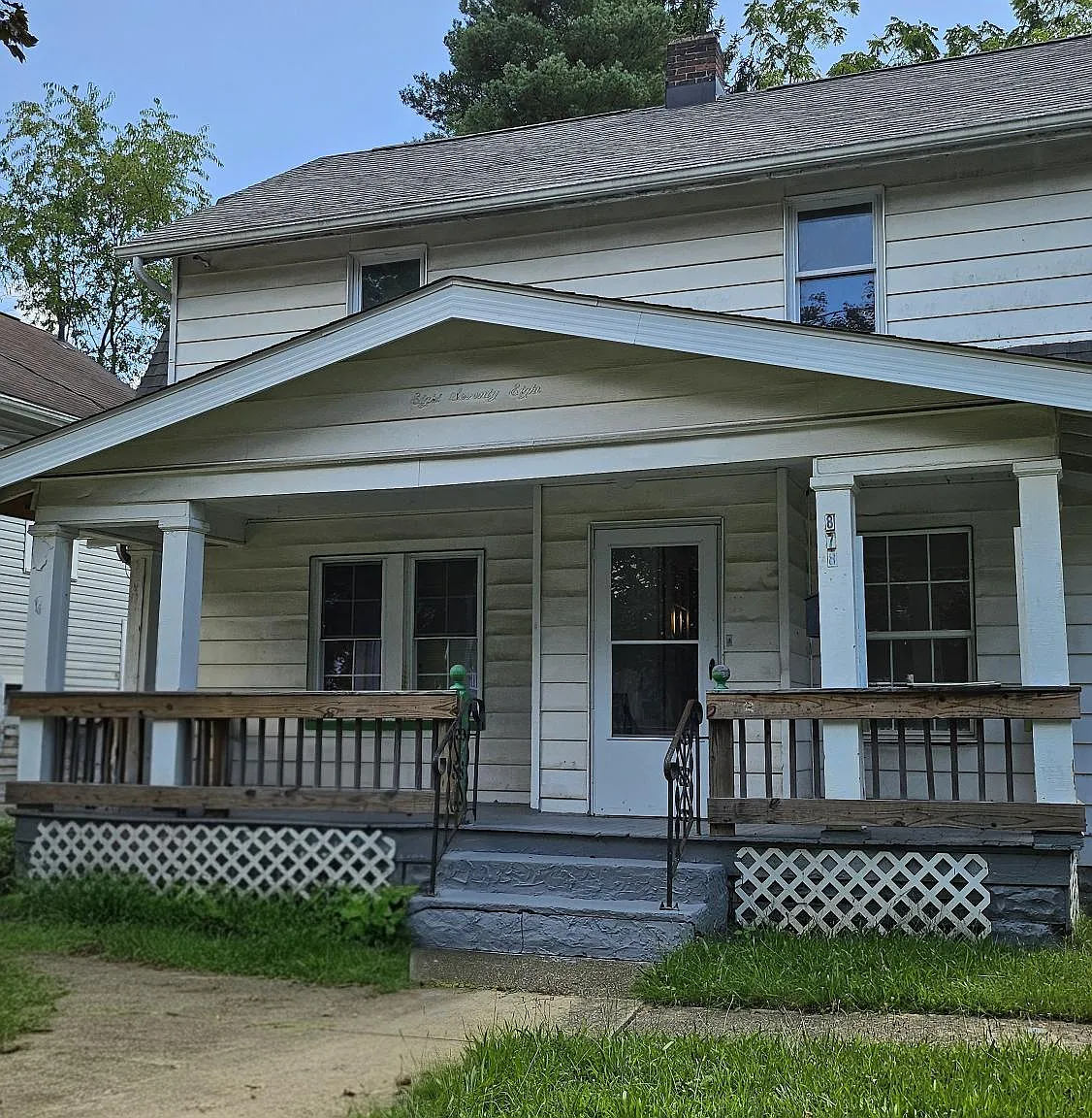 3 bed, 1180 sqft, $1,250 — Photo 1