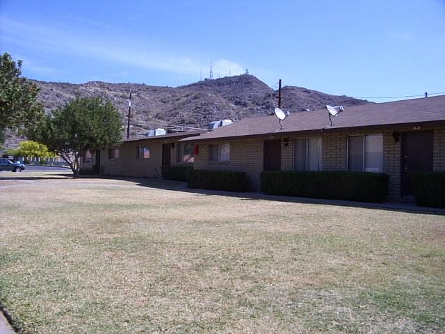 1st image of 1626 W Desert Cove Avenue