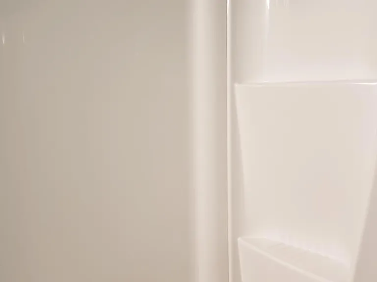 Delta multi-mode shower head with "pause" feature