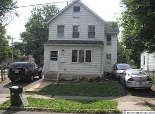 14 1st St, Freehold, NJ 07728