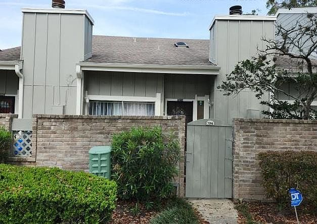 1st image of 7094 Greenway Chase St