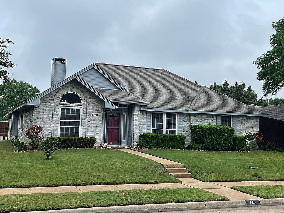 1st image of 725 Blue Oak Dr