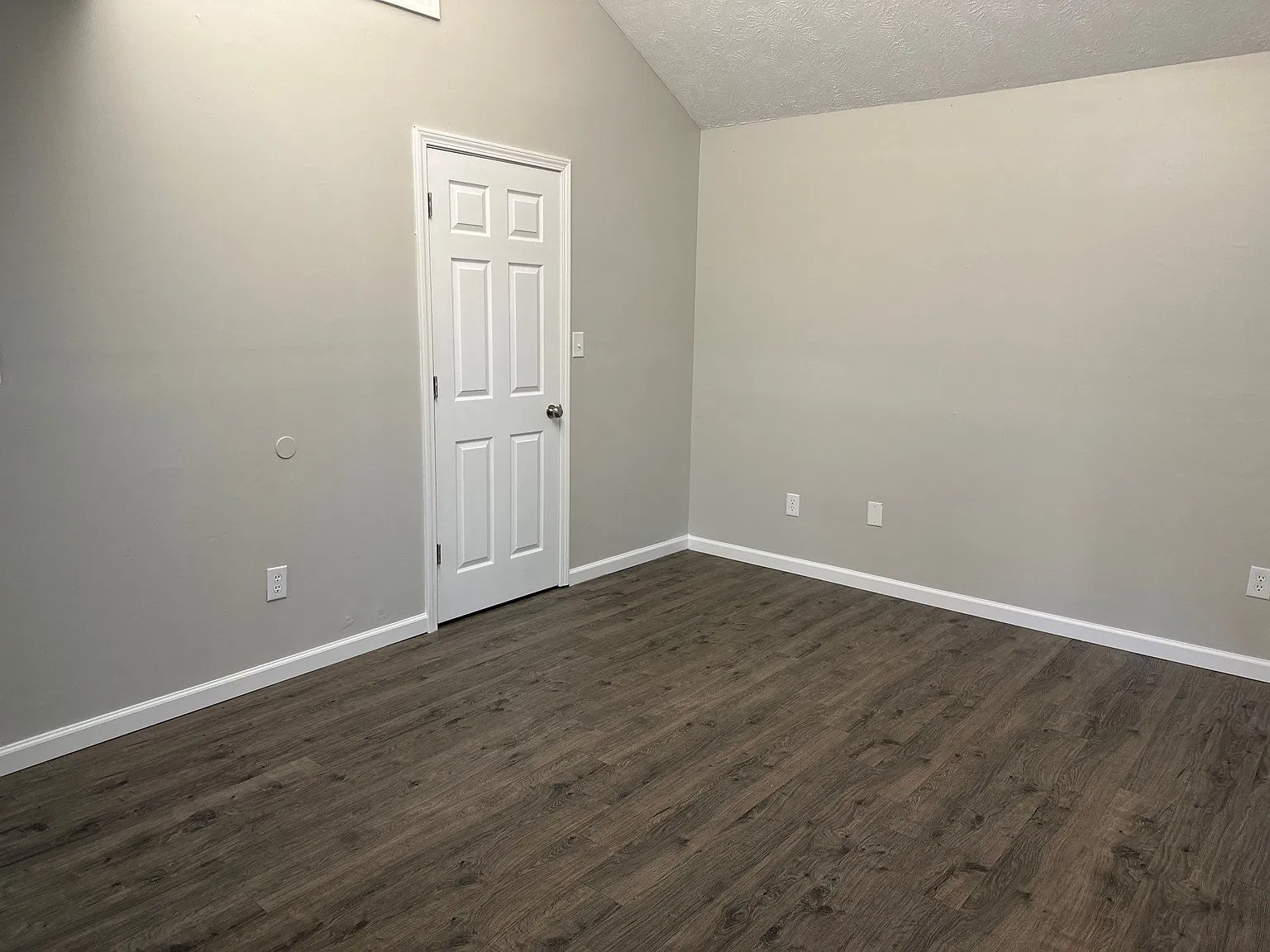 1 bed, 760 sqft, $850 — Photo 4