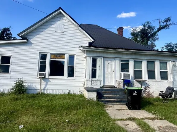 619 Bryan St E, Douglas, GA 31533