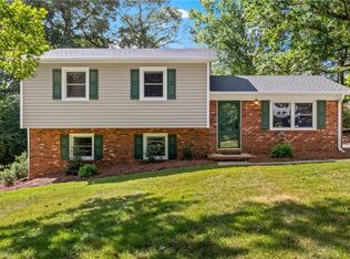 408 Logan Ct, King, NC 27021