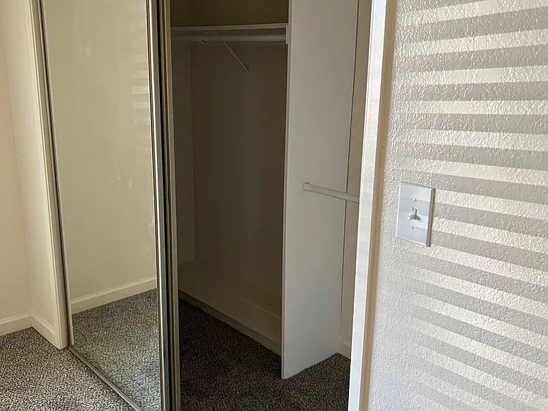 657 W Parlier Ave #126 — Photo 14