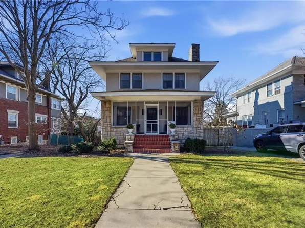 5532 Rockhill Rd, Kansas City, MO 64110