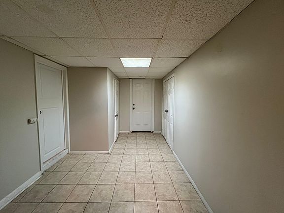 5th image of 165 W 48th St #Be