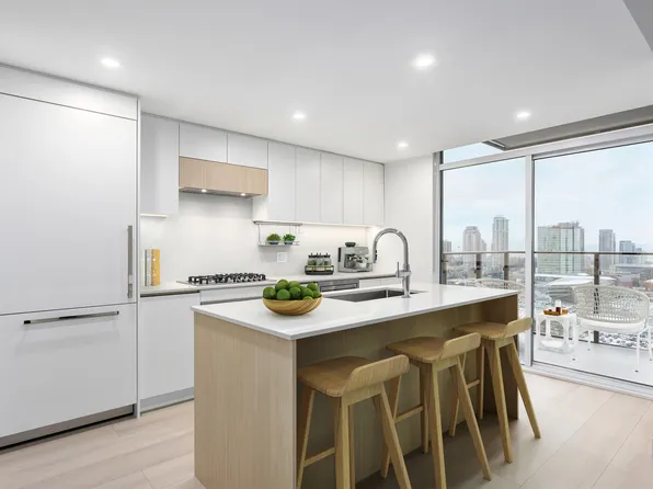 13573 98a Ave #3009, Surrey, BC V3T 1C2