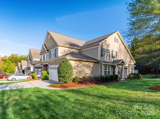 1067 Silver Gull Dr, Tega Cay, SC 29708