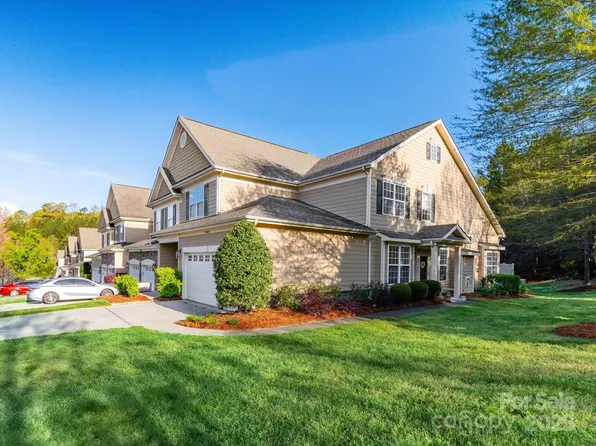 1067 Silver Gull Dr, Tega Cay, SC 29708