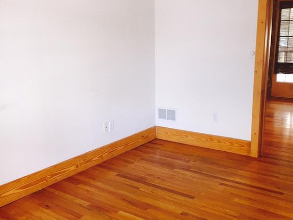2nd image of 305 5th St S APT 10
