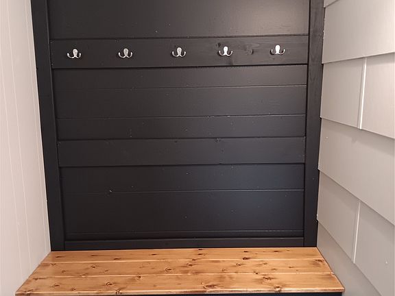 2nd image of 801 Prospect Avenue