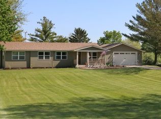 97 Tomahawk Trl, Oswego, IL 60543