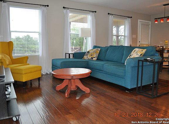 5th image of 3519 Carruthers Oak