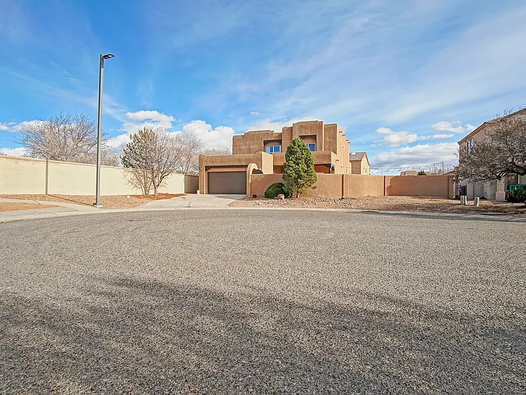 3928 Desert Sage Ct NW — Photo 3