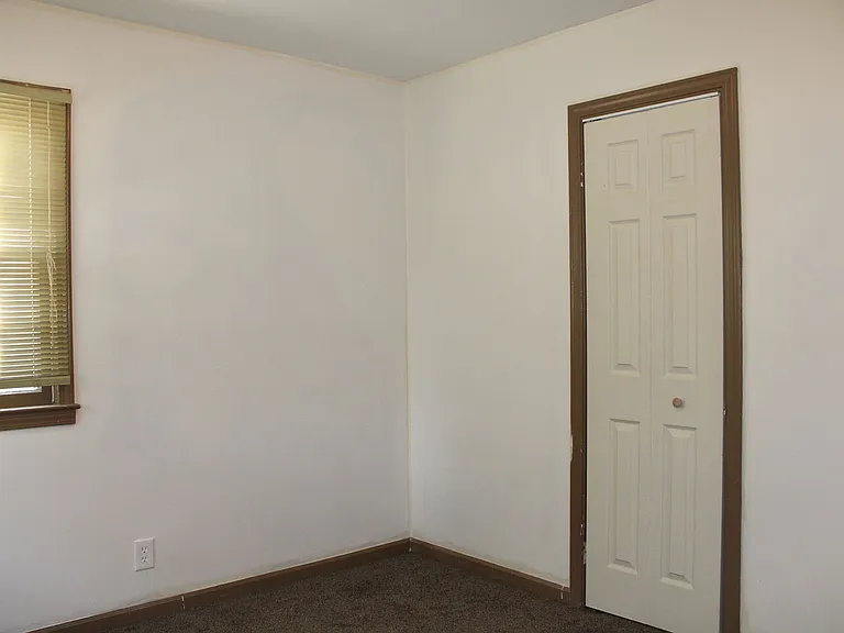 3922 Herrick St — Photo 21