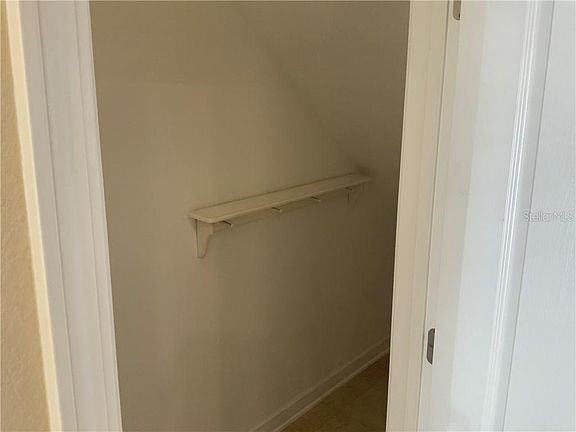 5th image of 15117 Bridgewater Crossings Blvd