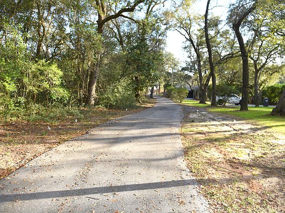 5th image of LOT 4 Woodbriar Ct Lot 4