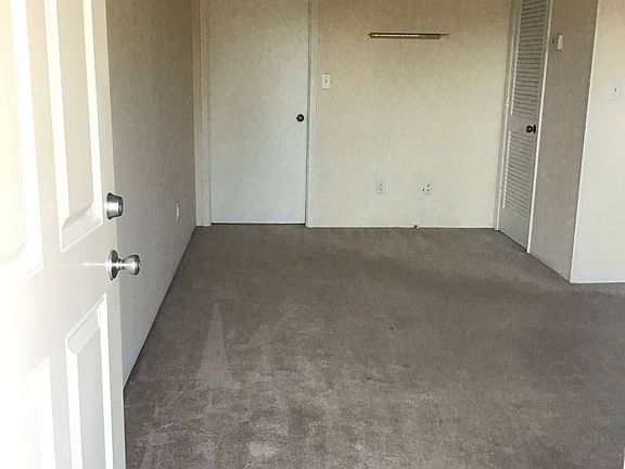 2nd image of 6501 Somerset Dr APT 3B