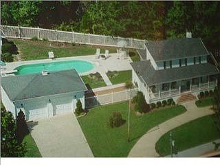 5th image of 7435 McDaniel Ln