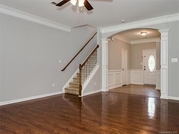 4th image of 9228 Clifton Meadow Dr