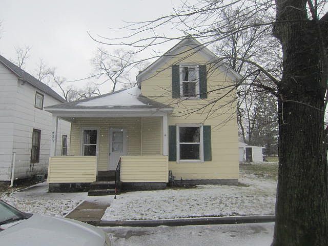 1st image of 729 W Hubbard Ave