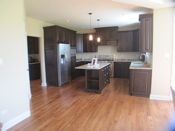 5th image of 19732 Breckenridge Dr