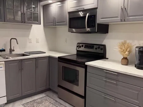 851 Three Islands Blvd APT 308, Hallandale Beach, FL 33009