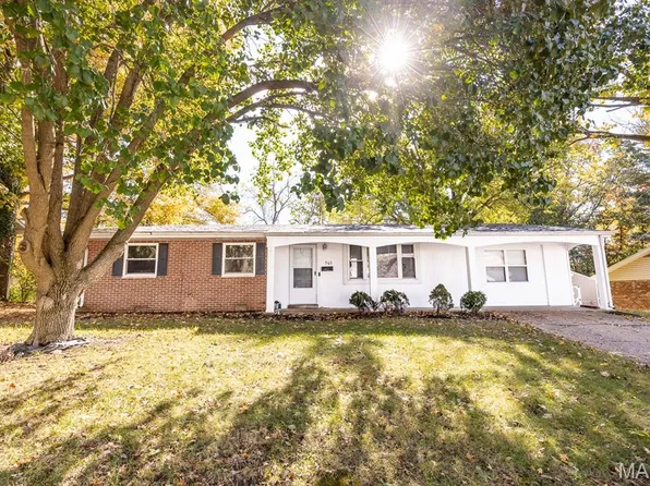 860 Wilshire Dr, Belleville, IL 62223