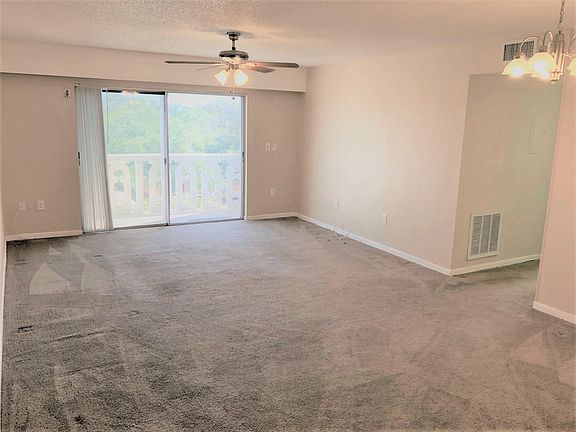 3rd image of 4400 1st St N Unit 405