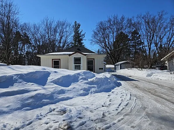 413 3rd Ave S, Princeton, MN 55371