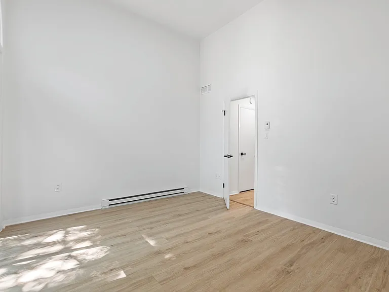 The Gallery Apartments — Photo 114