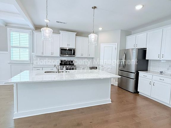 5th image of 4140 Barleycove Ln