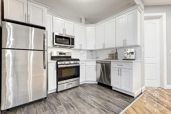 Rented by Brooklyn Heights Real Estate Inc | media 6