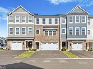 49 Copper Ct, Royersford, PA 19468