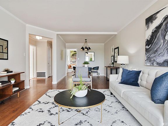 3rd image of 366 Quintara St