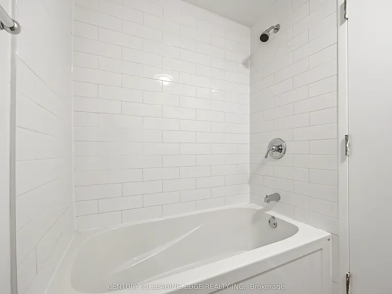 1A Leonard Ave #1 — Photo 26