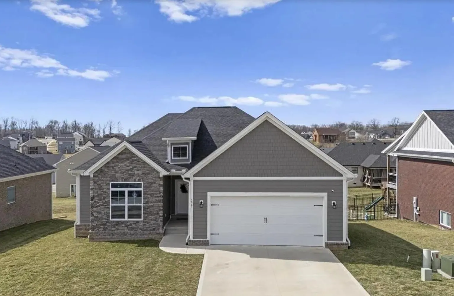 227 Wild Deer Dr — Photo 1