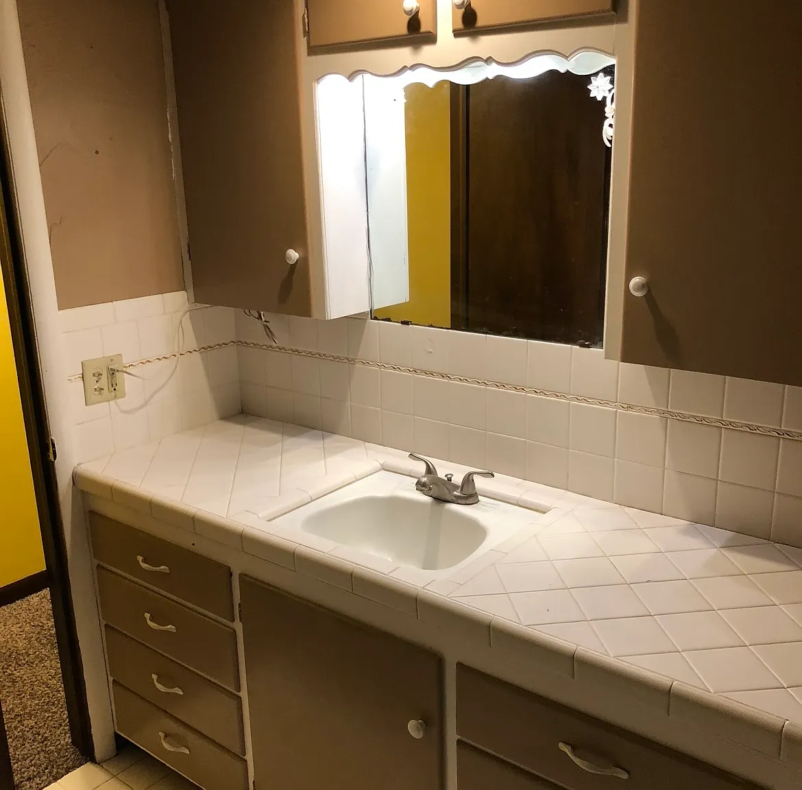 3 bed, $1,200 — Photo 4